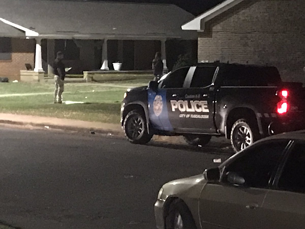 Tuscaloosa Violent Crimes Unit is on the scene of a shooting at Hay Court Apartments.  Captain Jack Kennedy says 5 total victims shot confirmed. 1 critical, 4 non life threatening the Investigation active