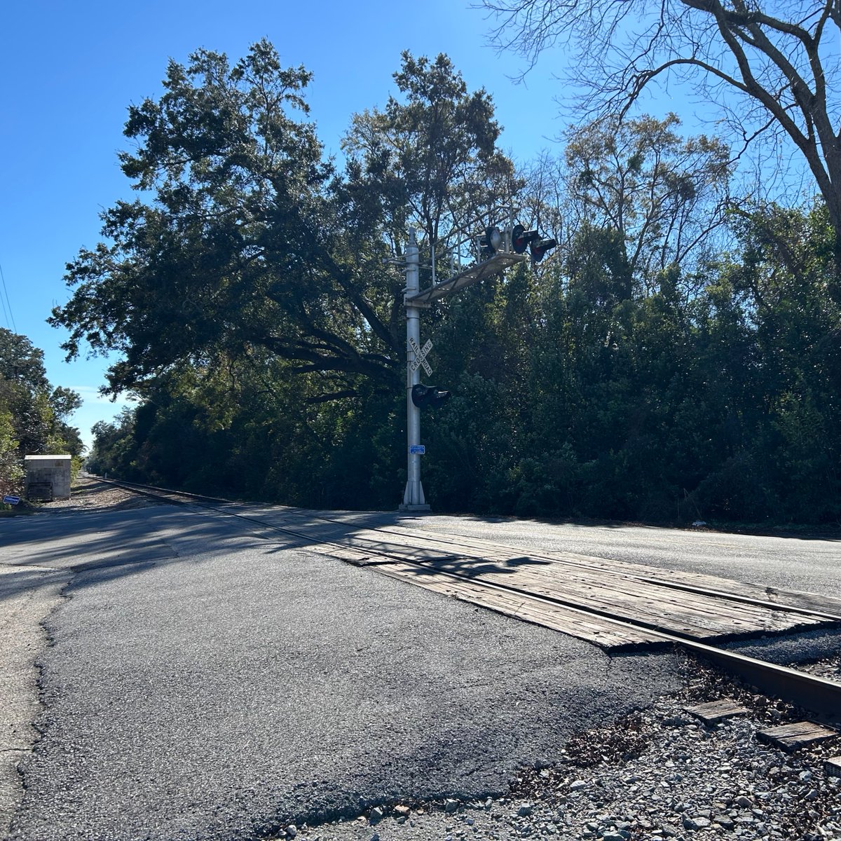 Mobile PD investigating 3 people struck and killed by train