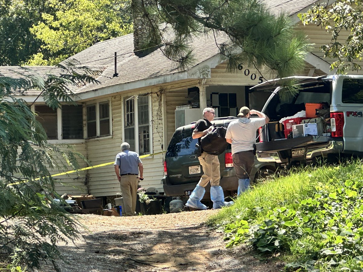 Investigators remain on scene in the Coats Bend community after a man and woman were found dead Sunday.The Etowah County Sheriff’s Office tells foul play is suspected in these deaths
