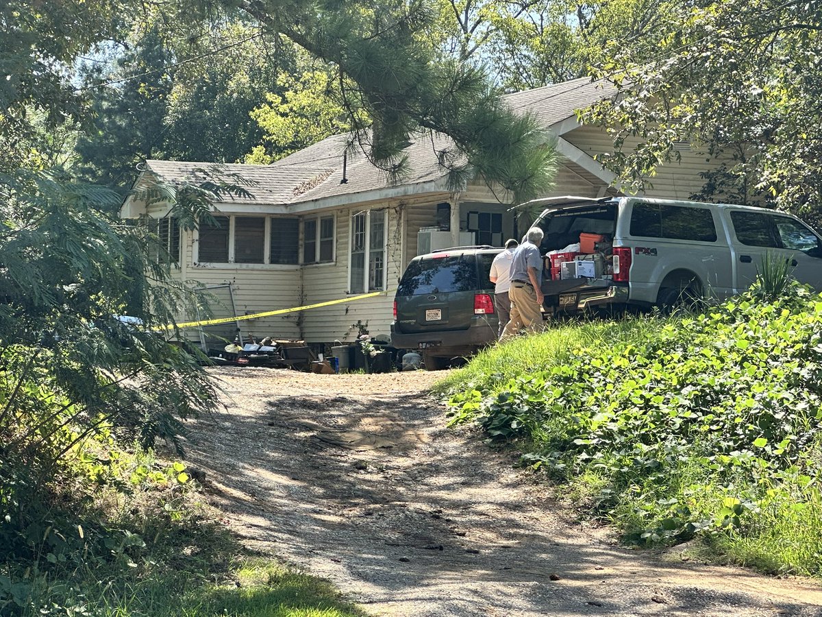 Investigators remain on scene in the Coats Bend community after a man and woman were found dead Sunday.The Etowah County Sheriff’s Office tells foul play is suspected in these deaths