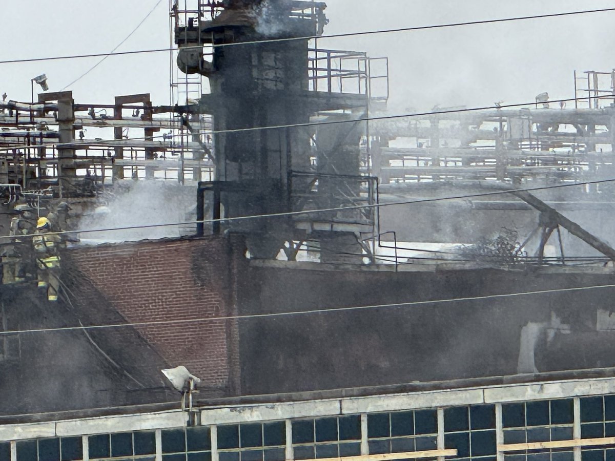 Fire at old Goodyear plant in Gadsden, Ala. Fire crews currently on the scene