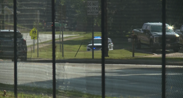 Man in custody following robbery, chase with Huntsville Police officers